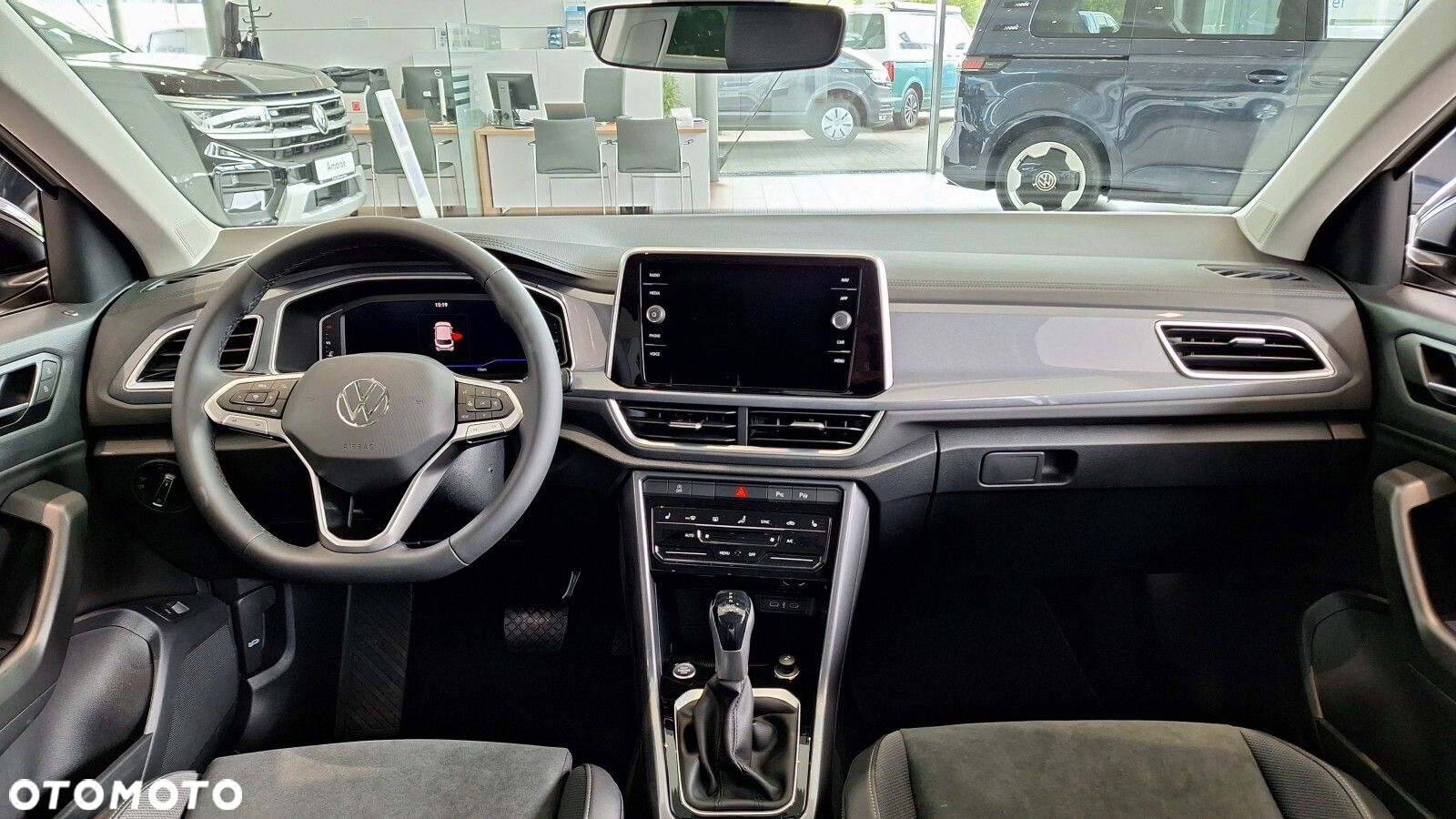 Volkswagen T-Roc - 22