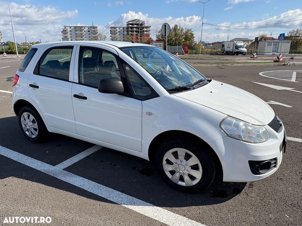 Suzuki SX4 - 4