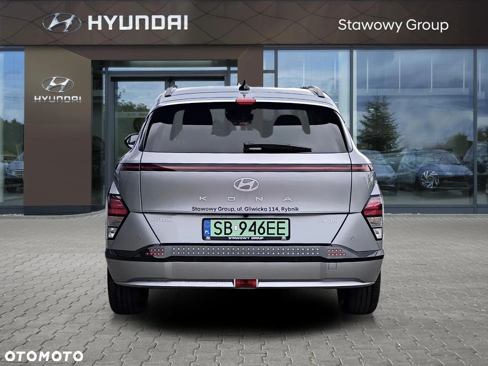 Hyundai Kona 65kWh Executive - 4