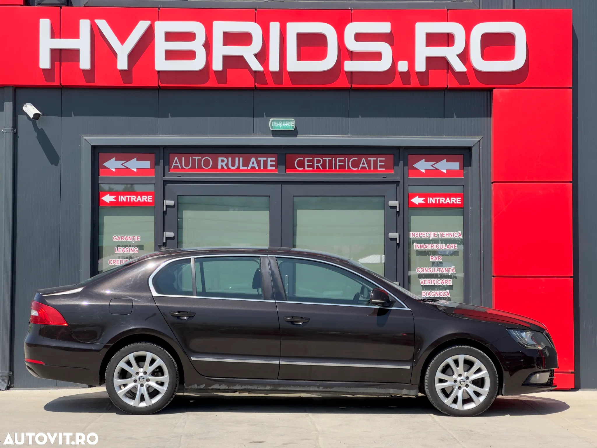 Skoda Superb 2.0 TDI Comfort DSG - 9