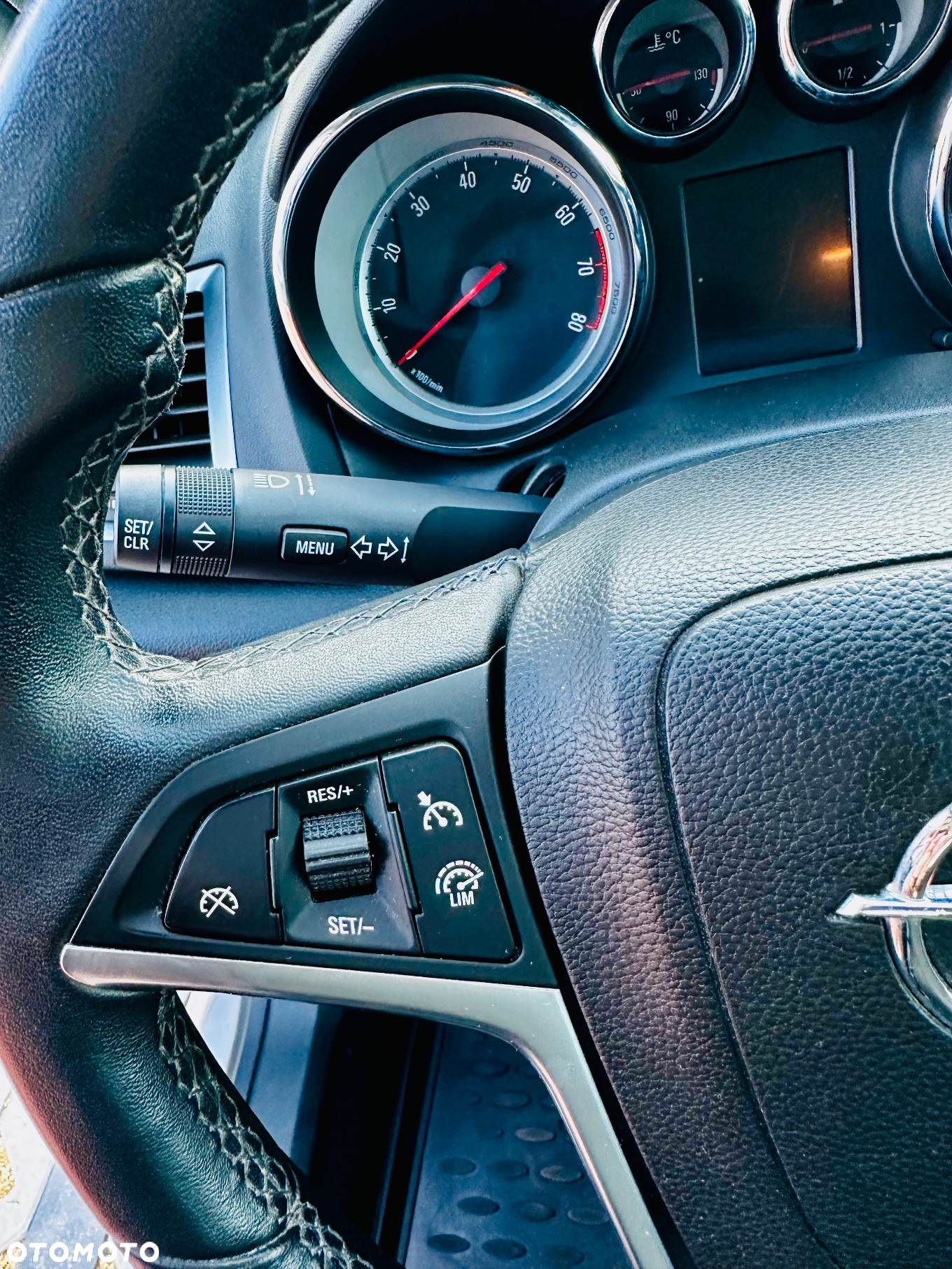 Opel Astra 1.4 Turbo Sports Tourer Edition - 34