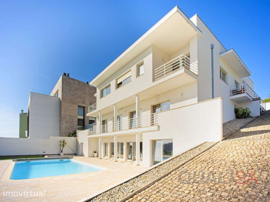 Moradia T5 com piscina, jardim e pomar e com vistas panorâmicas em ... - Grande imagem: 3/58