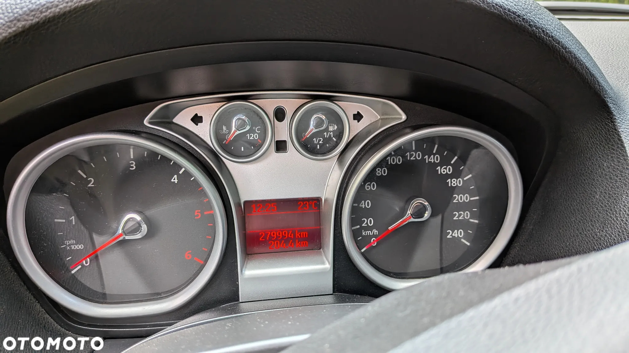 Ford Kuga 2.0 TDCi Titanium - 11