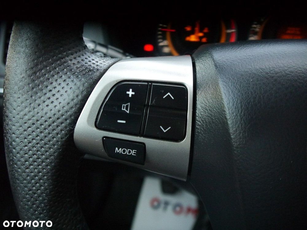 Toyota Auris 1.33 VVT-i Terra - 30