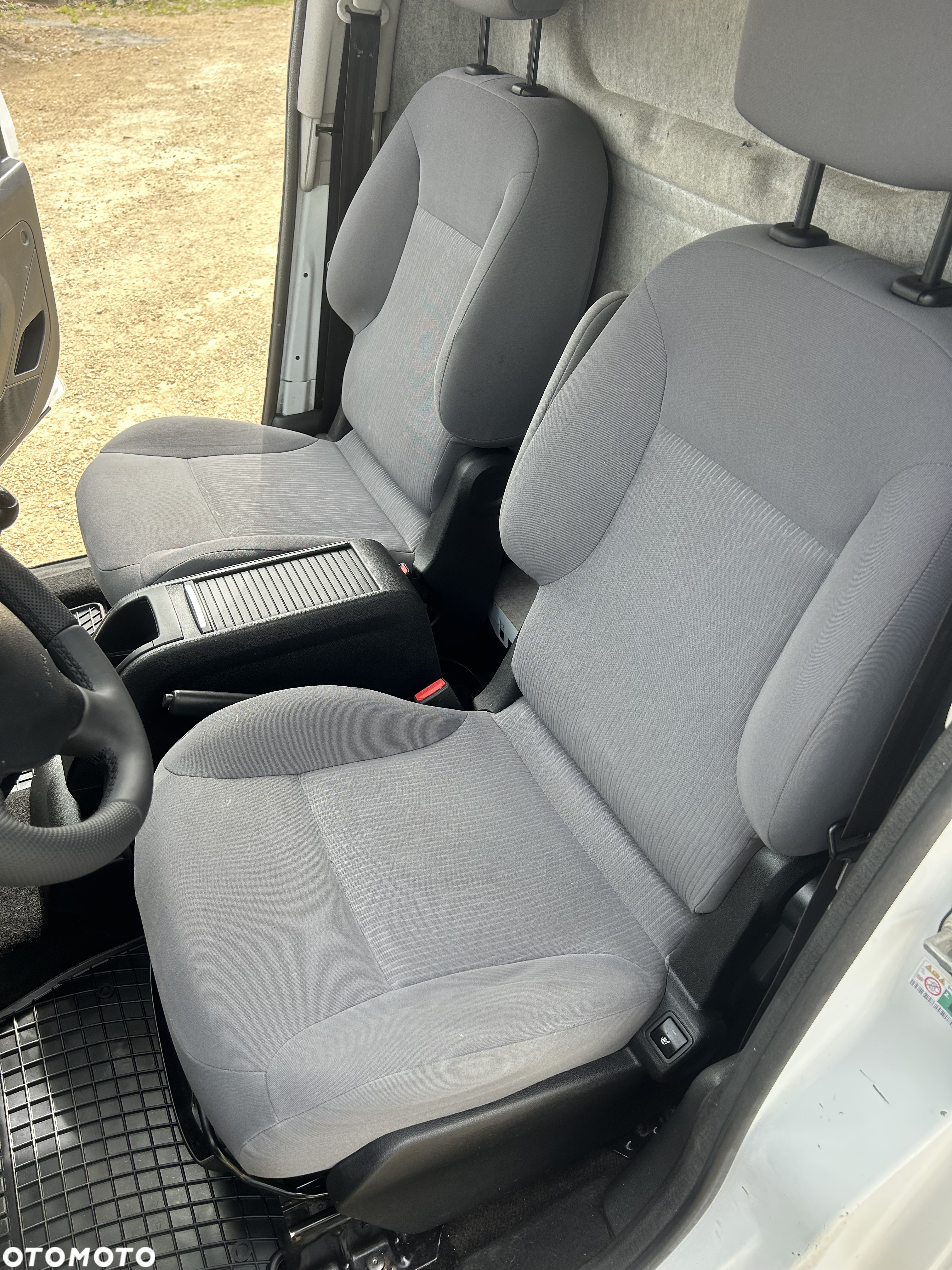 Peugeot Partner - 17