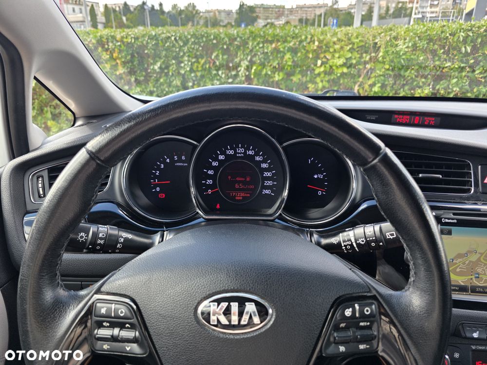 Kia Ceed 1.6 CRDi Spirit - 9