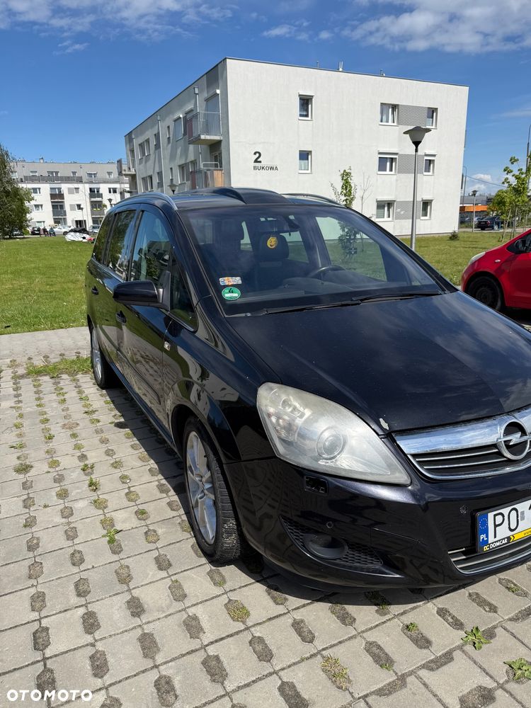 Opel Zafira 1.9 CDTI Cosmo ActiveSelect - 2