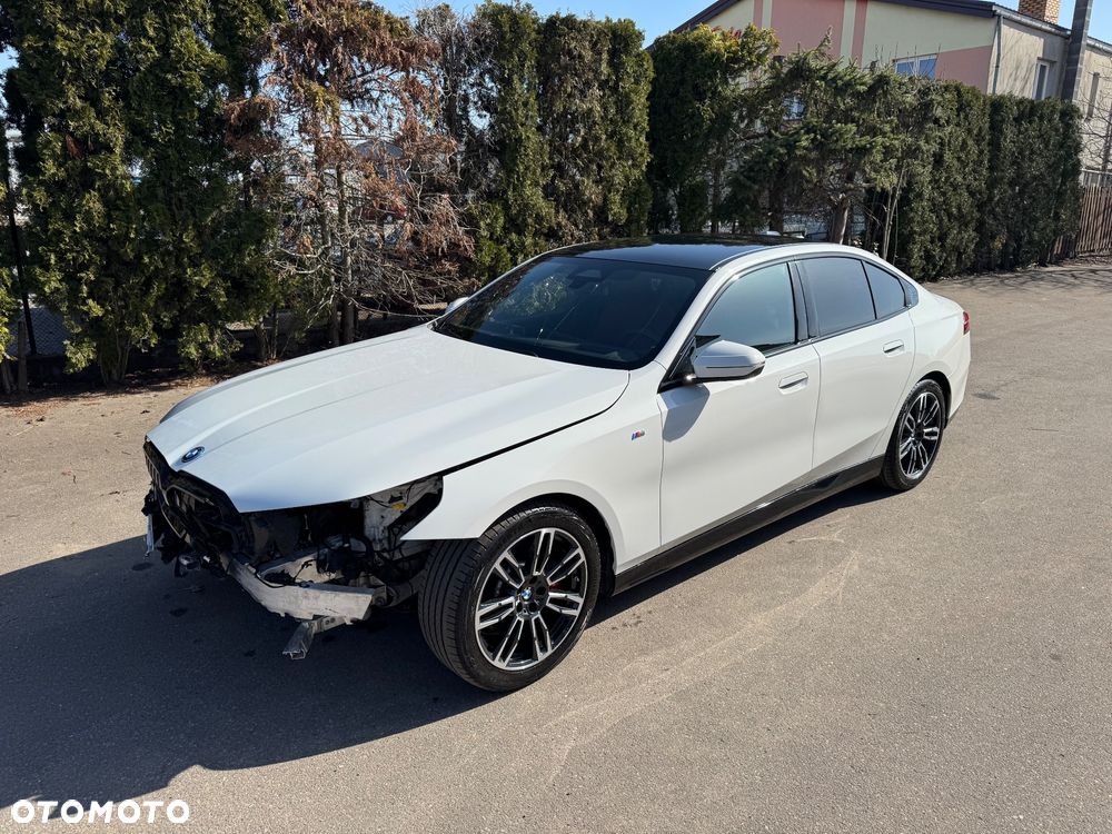 BMW Seria 5 - 15