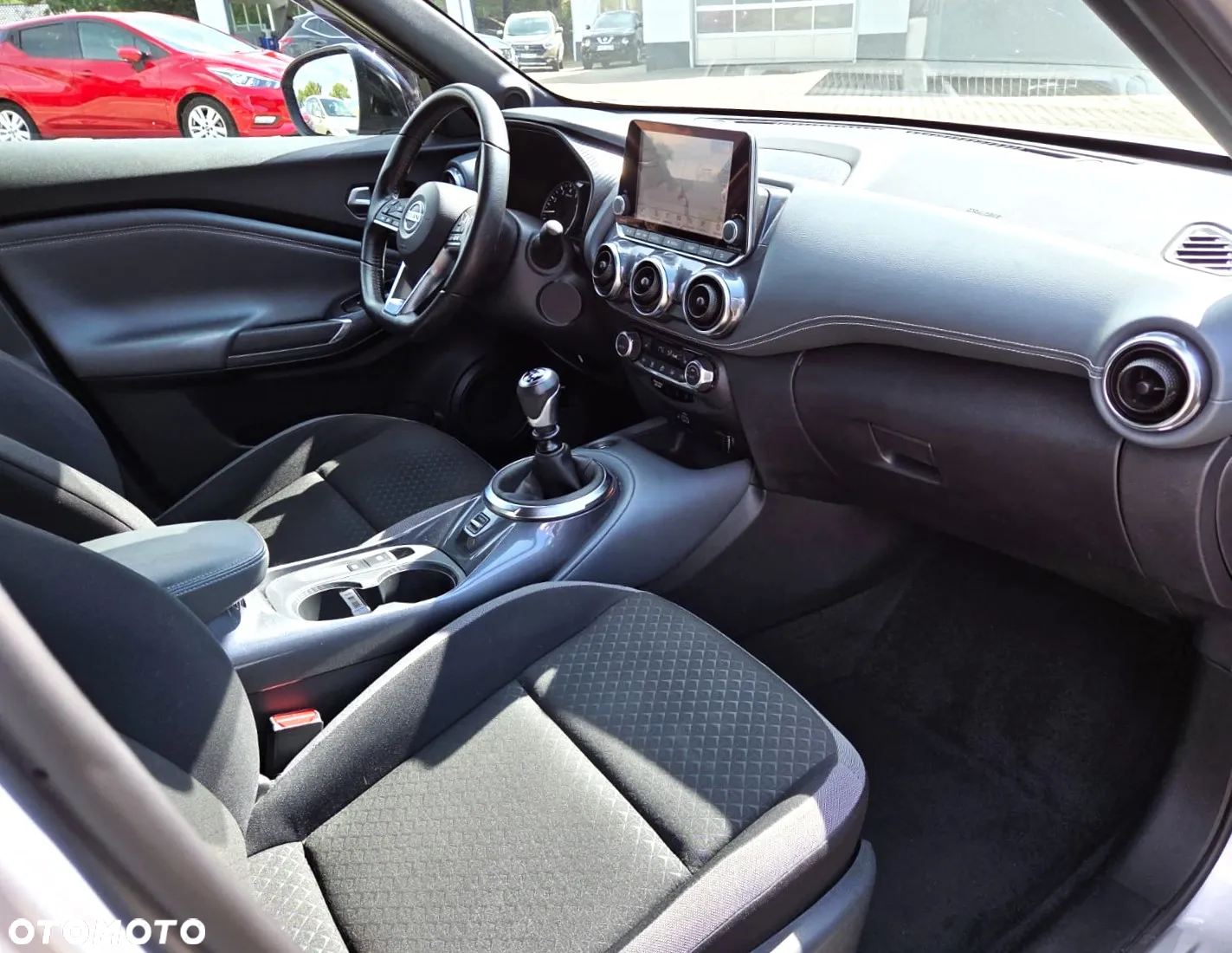 Nissan Juke 1.0 DIG-T N-Connecta - 22