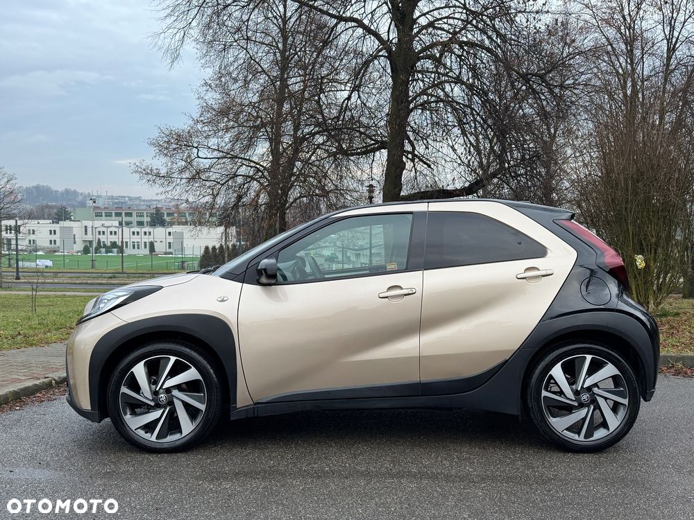 Toyota Aygo x-clusiv - 5