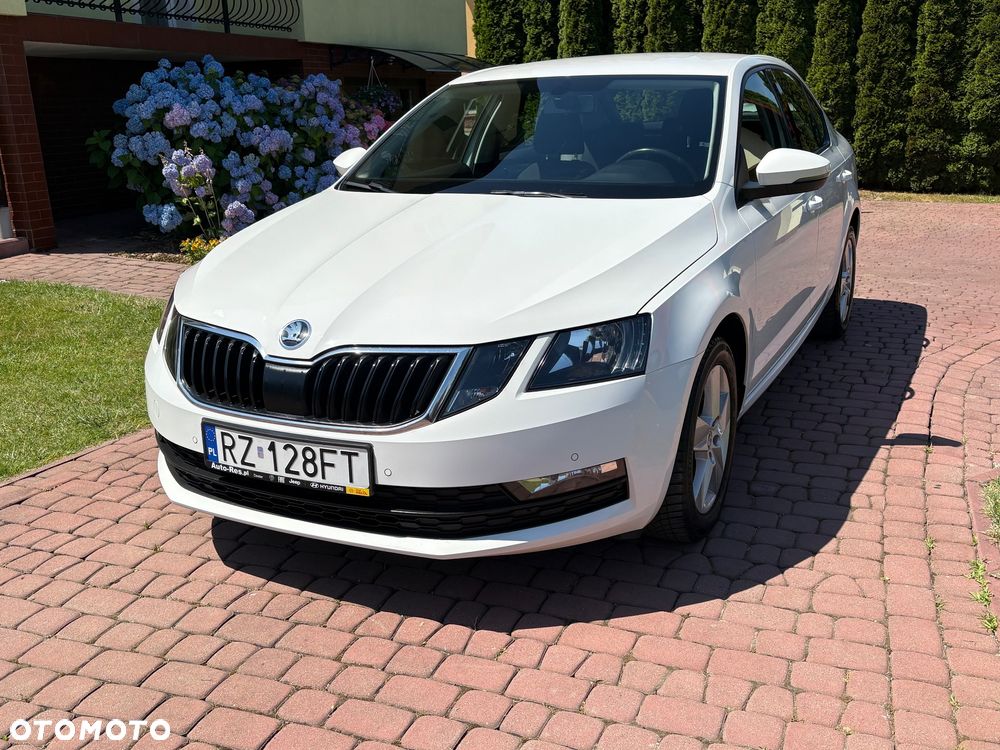 Skoda Octavia 1.6 TDI SCR Ambition - 2
