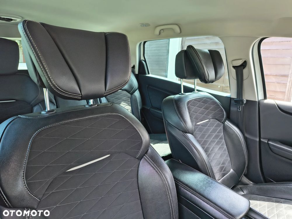 Renault Grand Scenic - 33