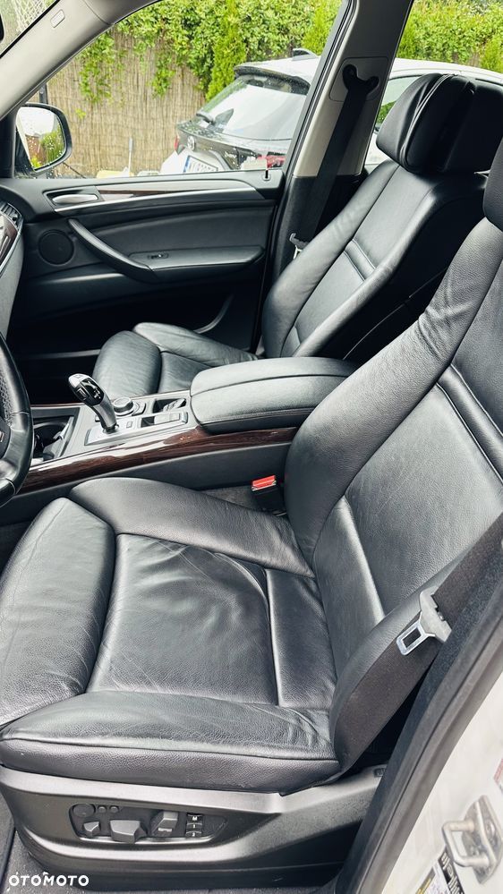 BMW X5 xDrive35d - 15
