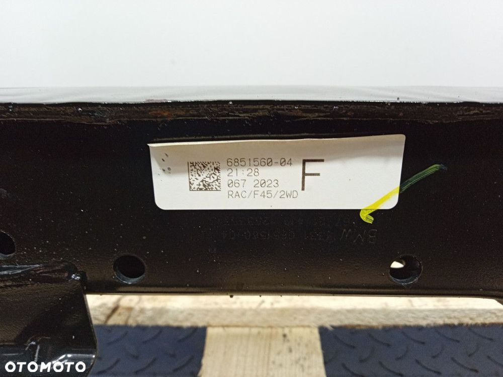 BMW 1 F40 F44 F45 BELKA SANKI WÓZEK ZAWIESZENIA TYŁ 6851560 - 6