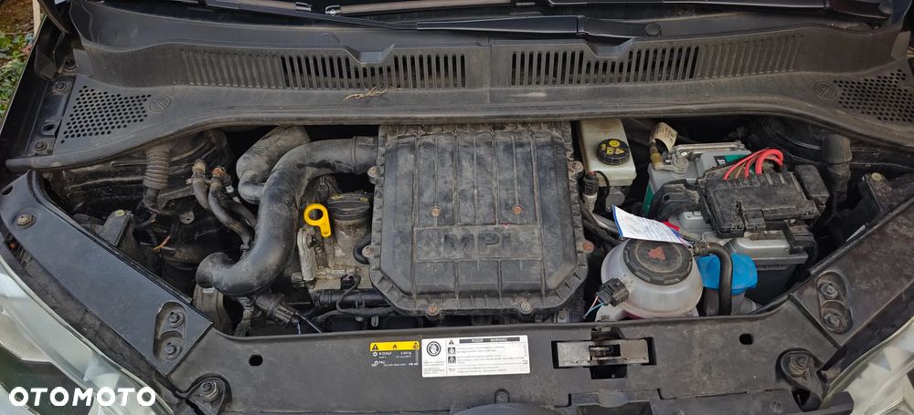 Volkswagen up! (BlueMotion Technology) move - 19