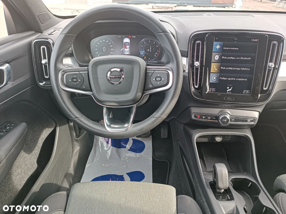 Volvo XC 40 T2 Core - 12