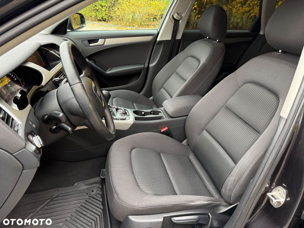 Audi A4 Avant - 10