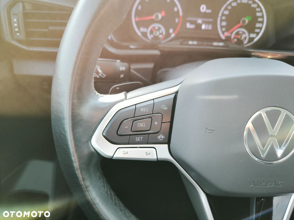 Volkswagen T-Cross 1.0 TSI Life DSG - 12