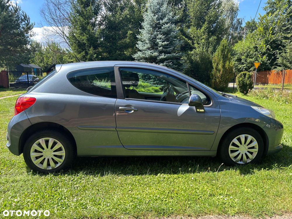 Peugeot 207 - 3