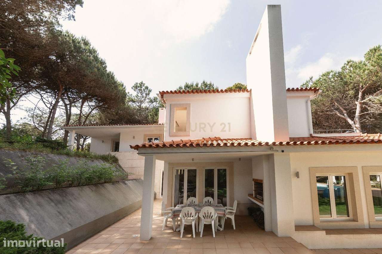 Vila T6 com piscina com área de terreno de 2895 m² na Praia d'el Rey - Grande imagem: 2/36