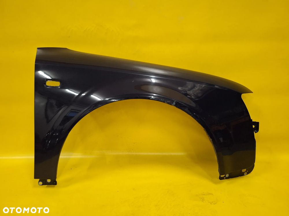 BŁOTNIK PRAWY PRZÓD PRZEDNI AUDI A4 B6 LAK: LY5K NR437 - 1