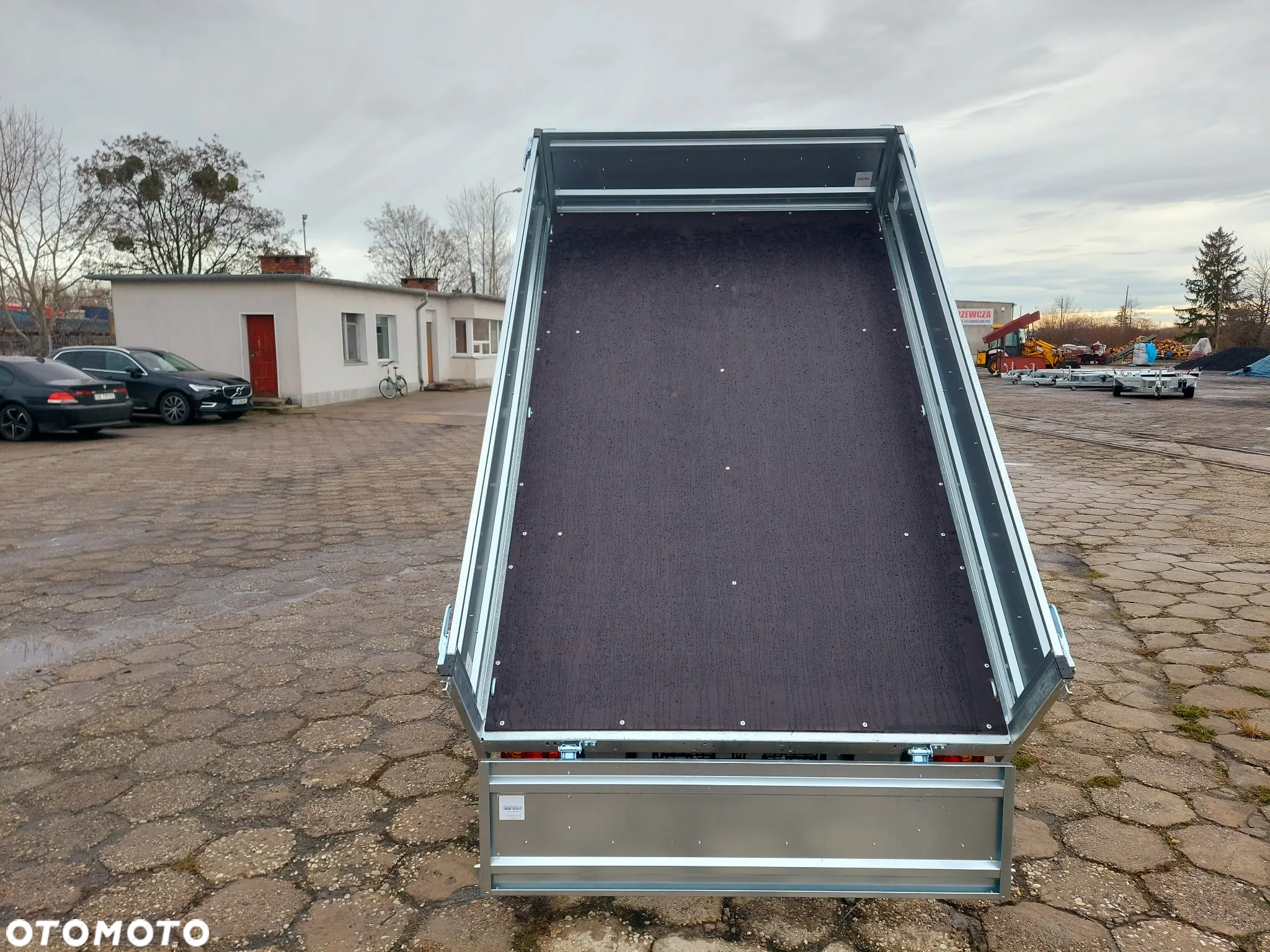 TEMARED TIPPER 2515/2 - 9