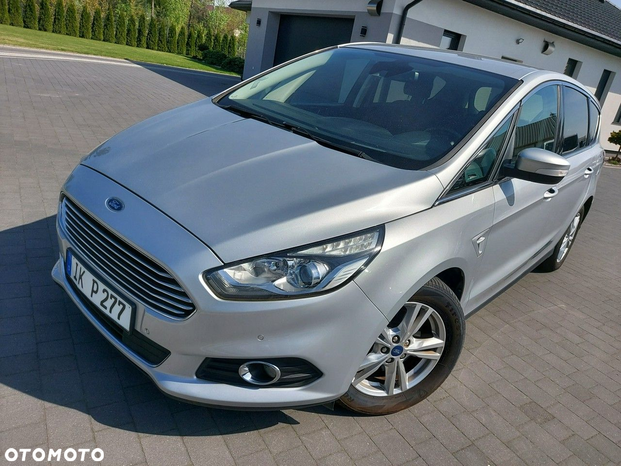 Ford S-Max - 12