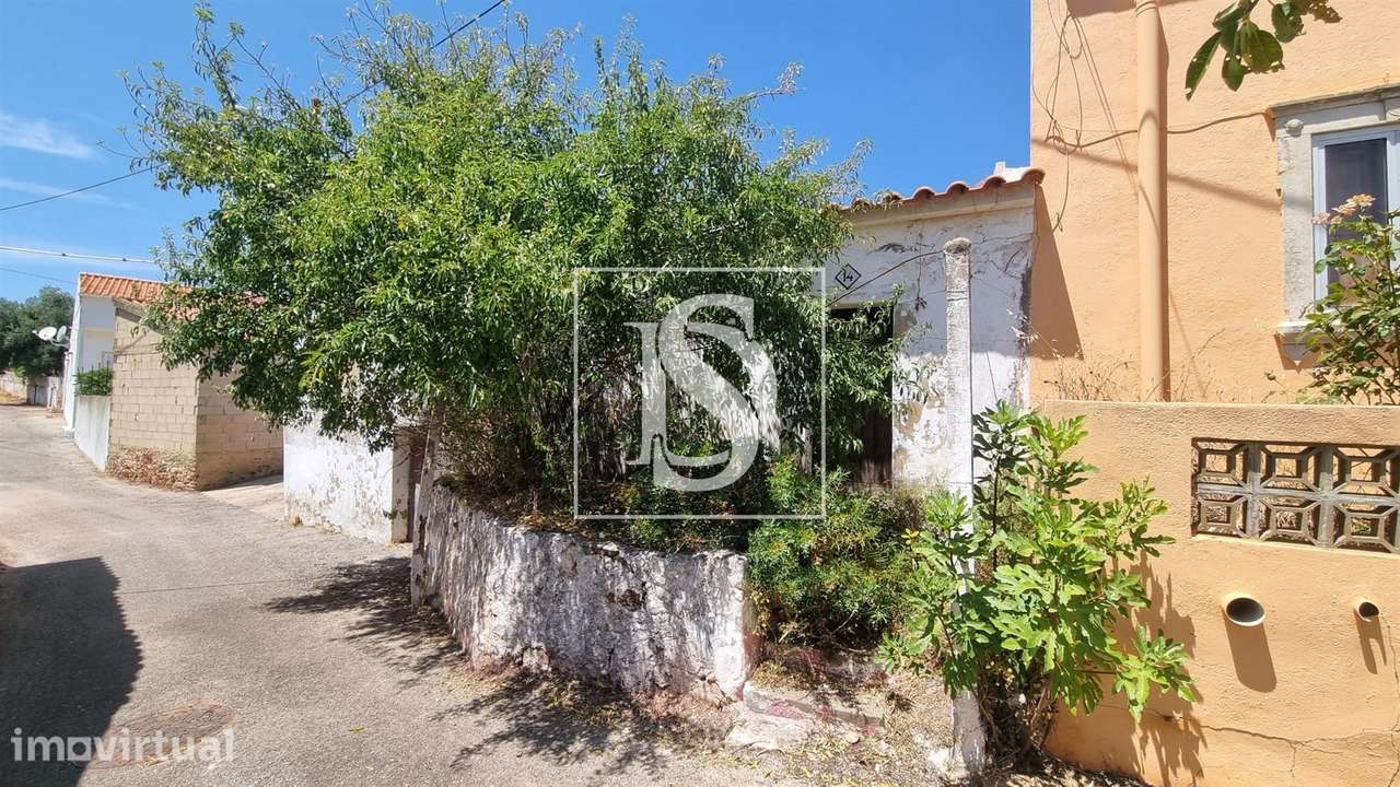 Moradia para Restaurar T2 Venda em Querença, Tôr e Benafim,Loulé - Grande imagem: 2/21