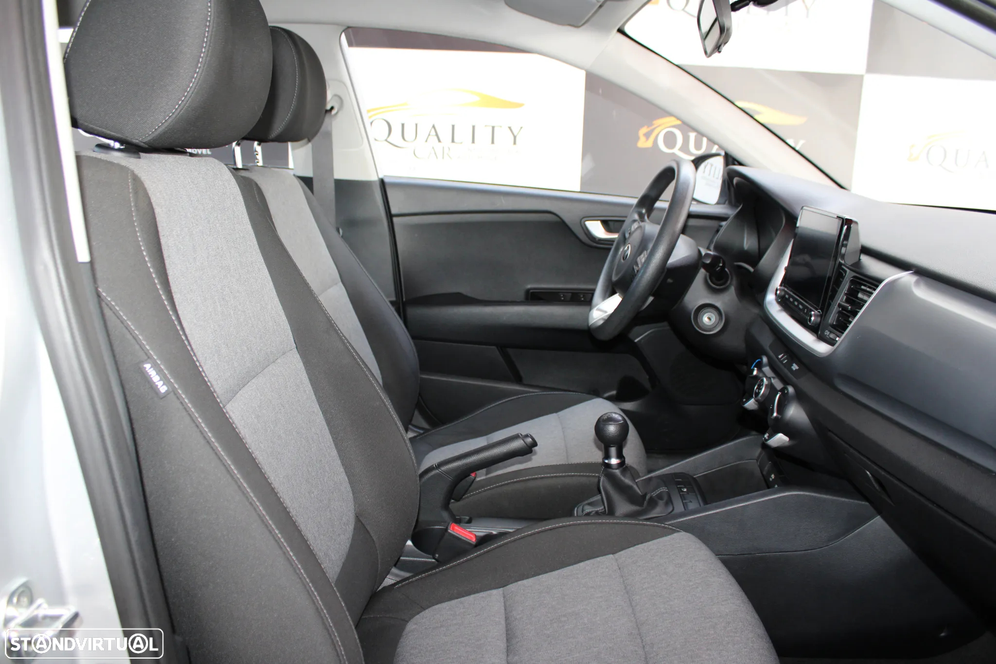 Kia Stonic 1.2 Urban - 17