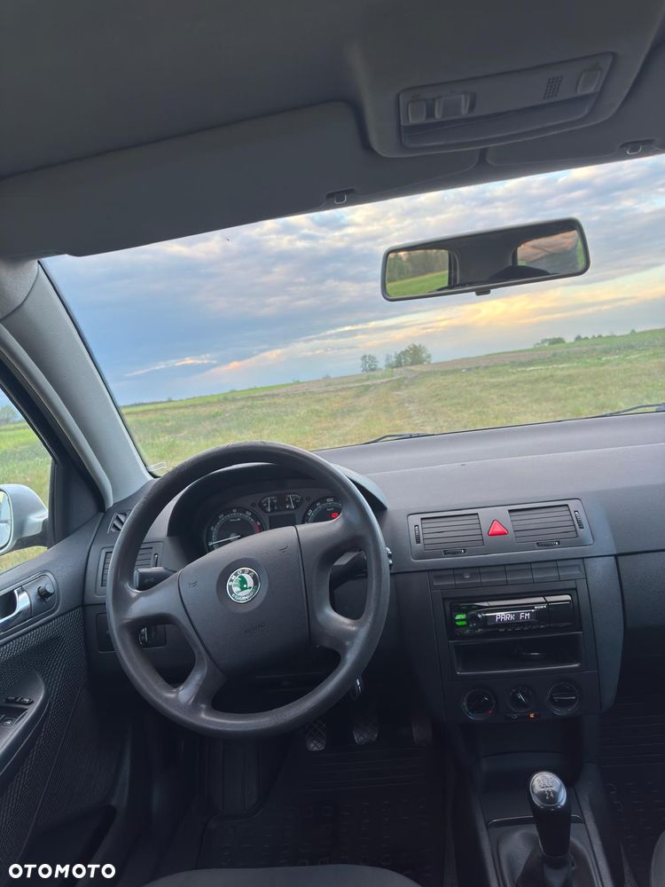 Skoda Fabia - 11