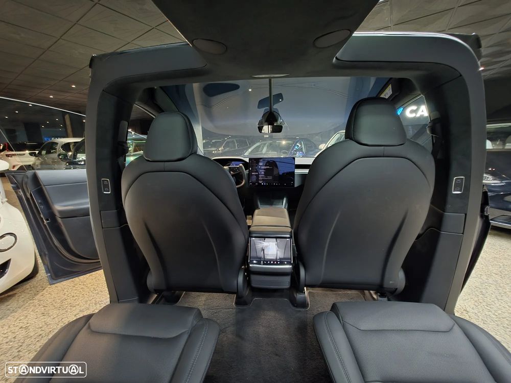 Tesla Model X Long Range AWD - 38