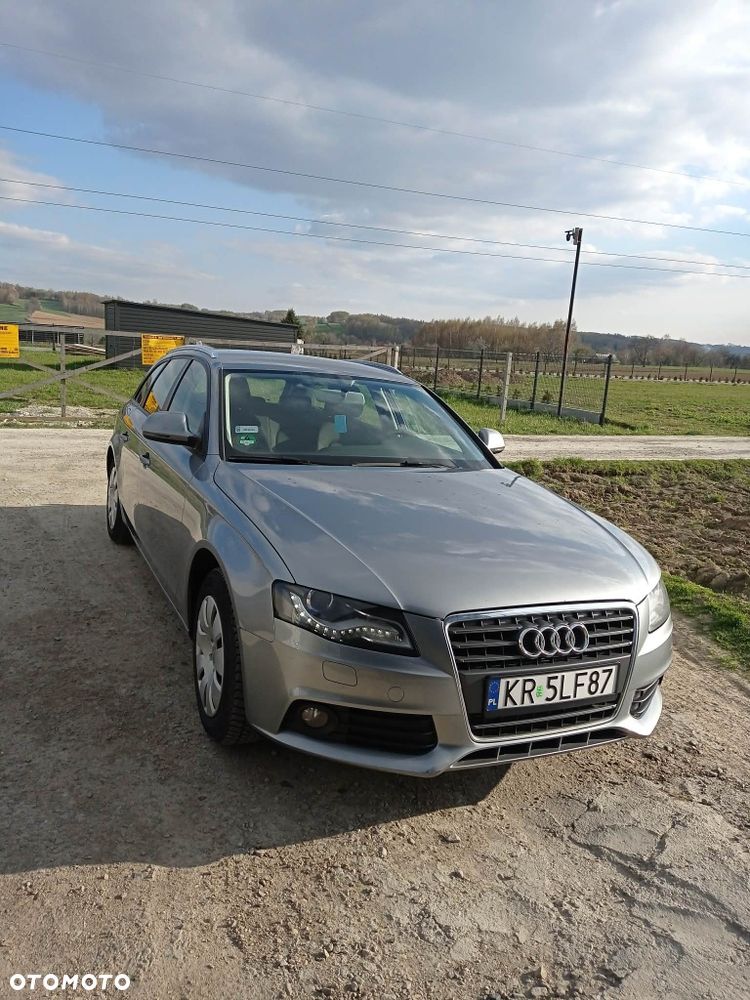 Audi A4 Avant - 1