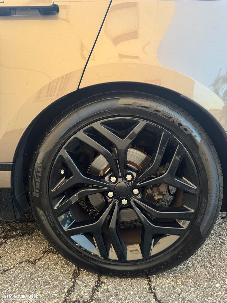 Land Rover Range Rover Velar 2.0 D R-Dynamic SE - 4