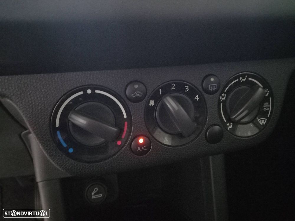 Suzuki Swift 1.3 DDiS GLX - 12