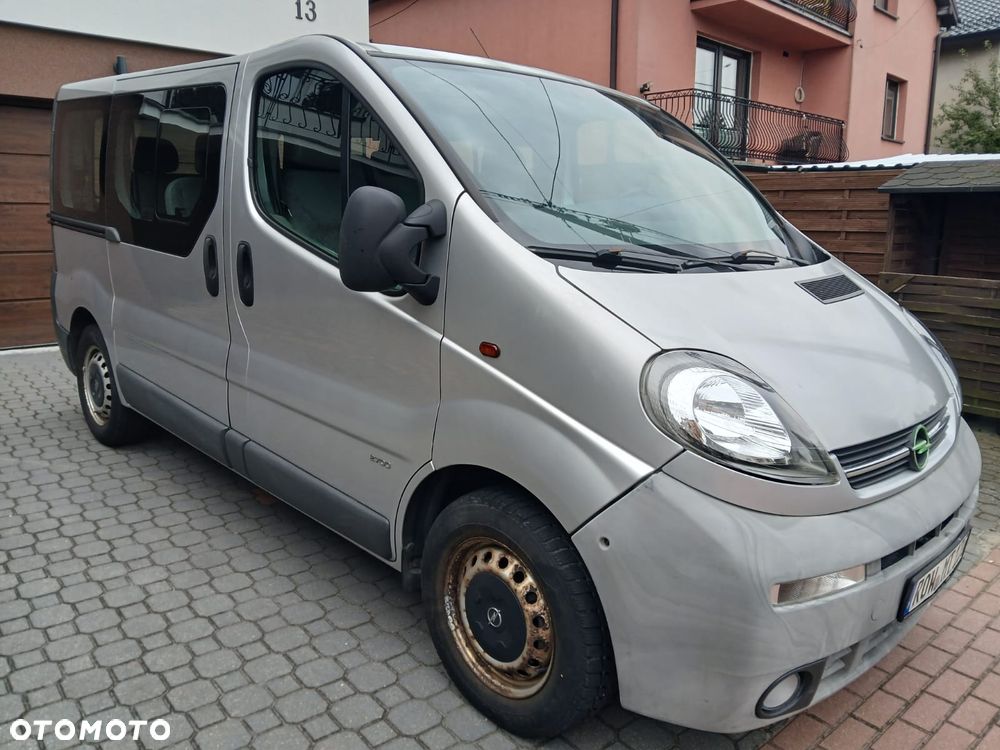 Opel Vivaro - 2