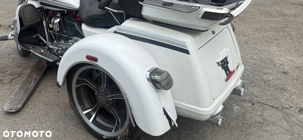 Harley-Davidson Street Glide Trike - 5