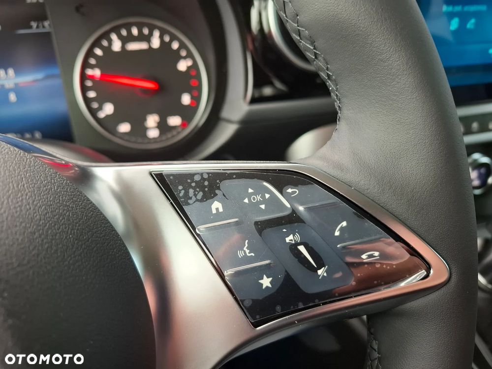 Mercedes-Benz Klasa T 180 d Progressive - 30