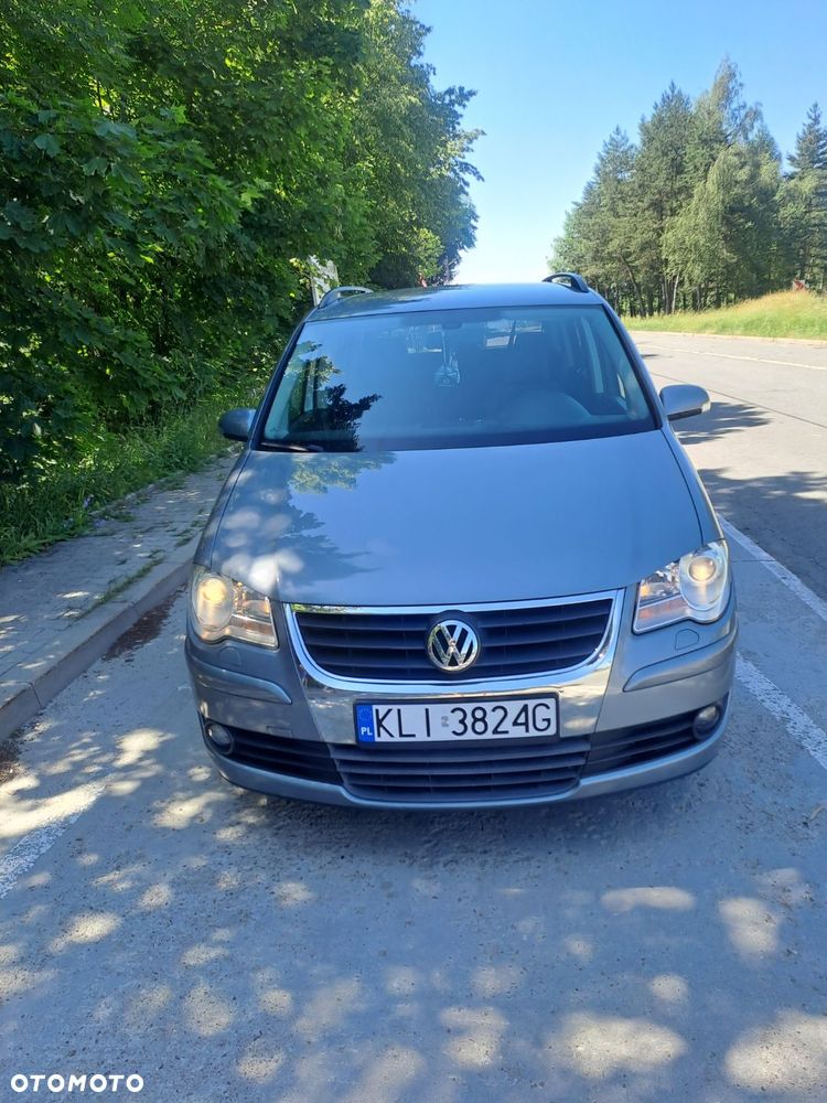 Volkswagen Touran 1.9 TDI Highline - 2