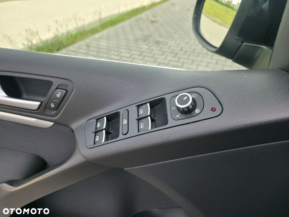 Volkswagen Tiguan - 24