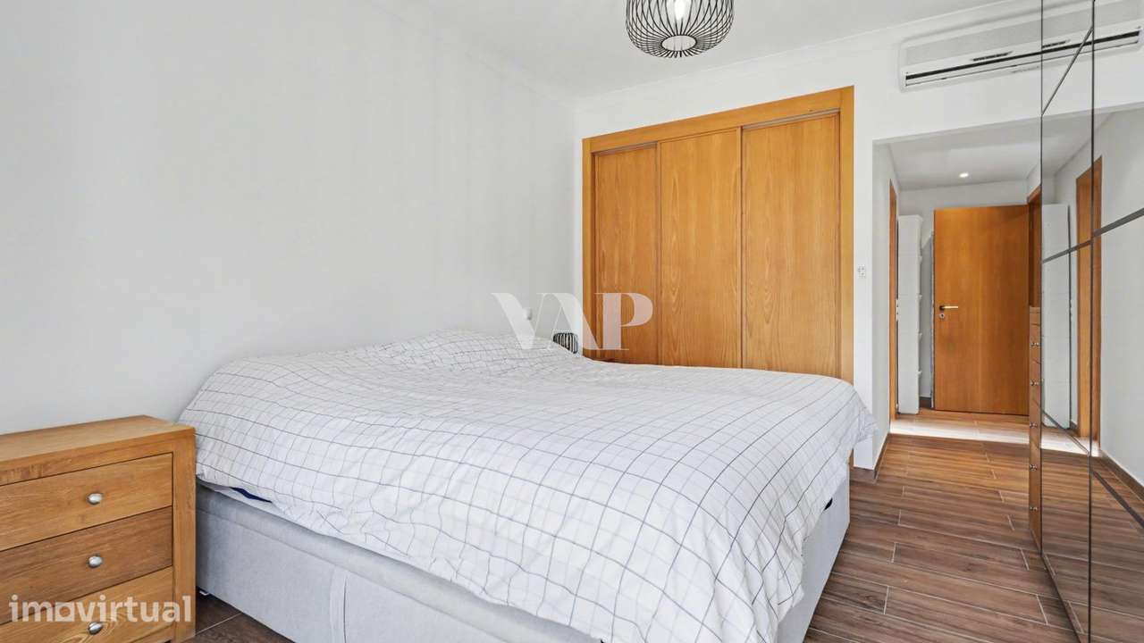 Apartamento T2 com Piscina, Garagem e Vista Golfe em Vilamoura - Grande imagem: 4/33
