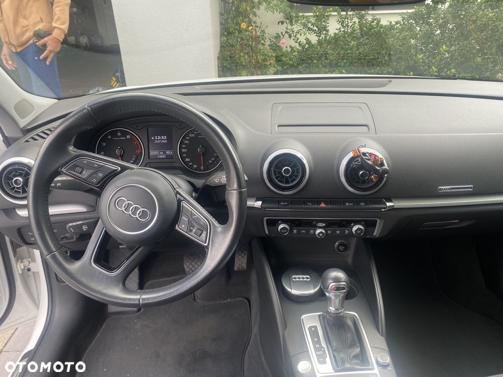 Audi A3 Sportback 1.5 TFSI S tronic - 5