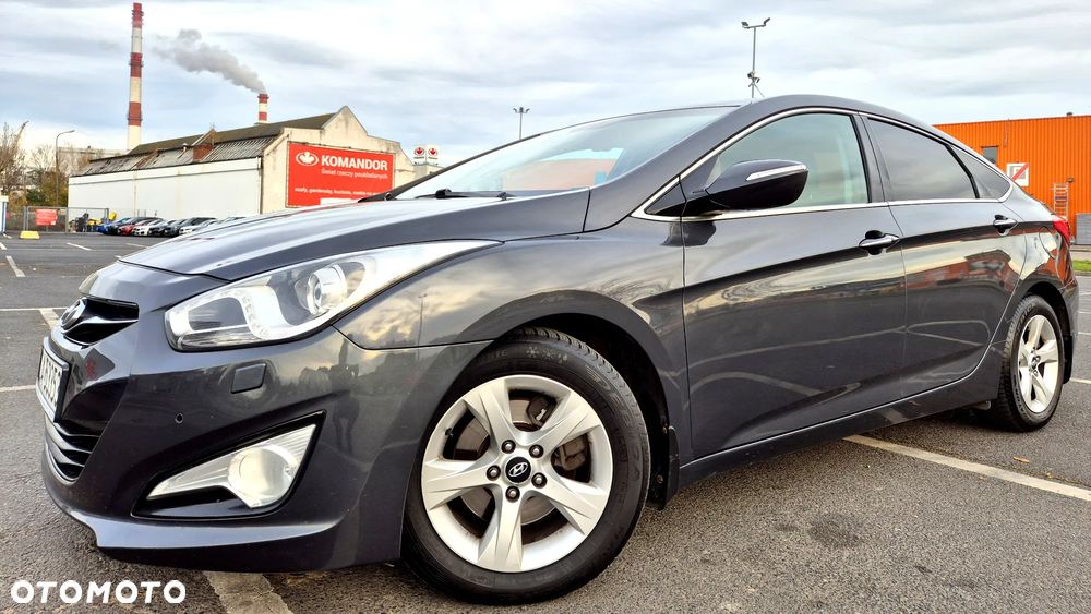 Hyundai i40 1.7 CRDi Comfort + - 7