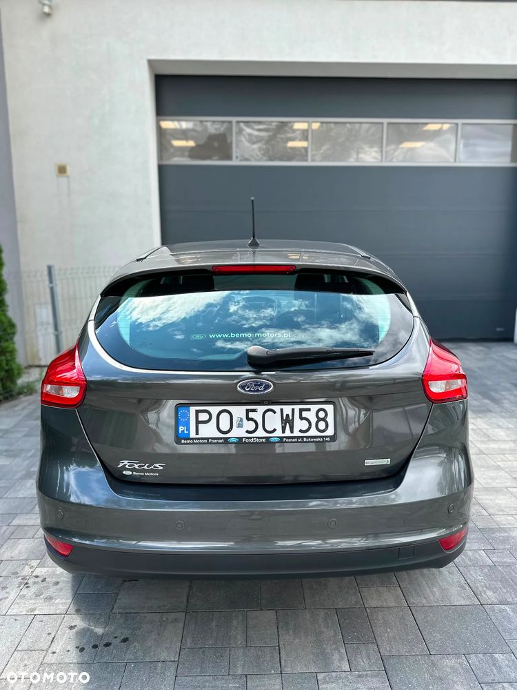 Ford Focus 1.0 EcoBoost Titanium - 4