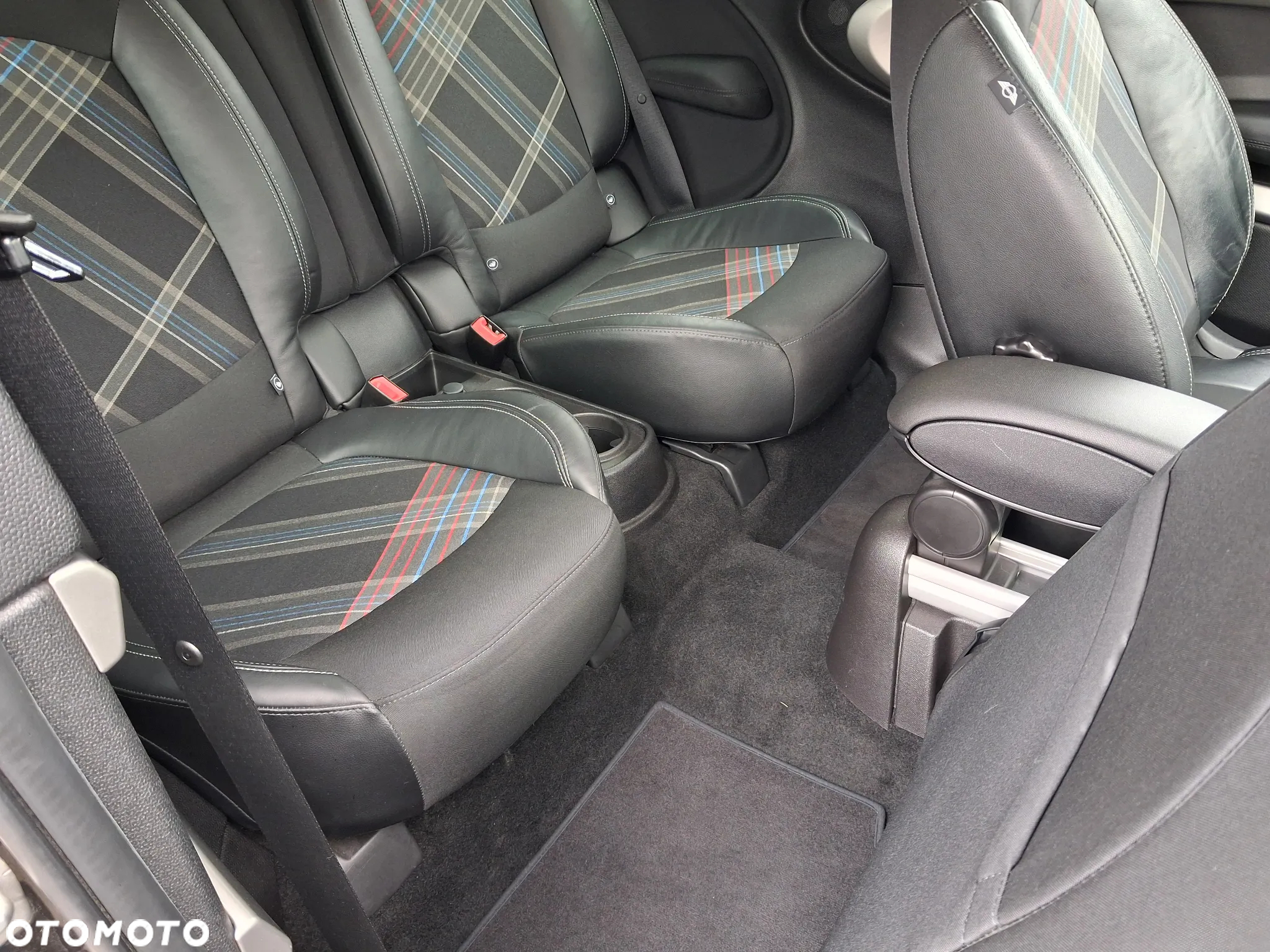 MINI Paceman Cooper D ALL4 - 29
