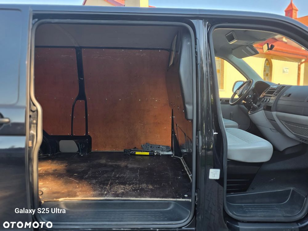 Volkswagen Transporter - 19