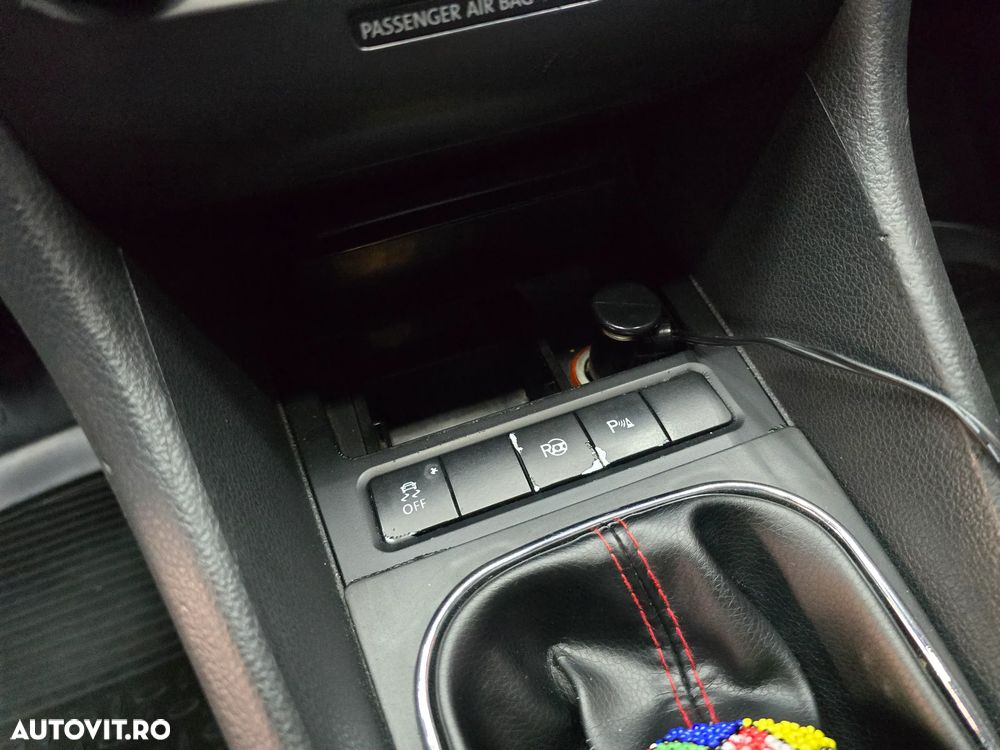 Volkswagen Golf - 17
