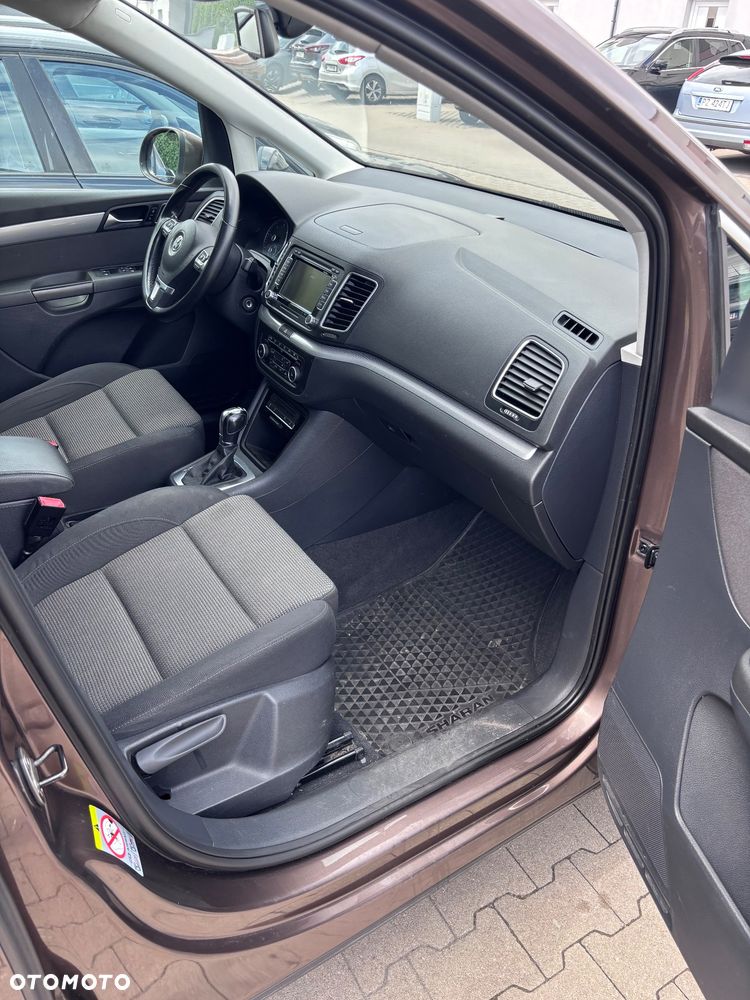 Volkswagen Sharan 2.0 TDI DSG BlueMotion Technology Match - 11