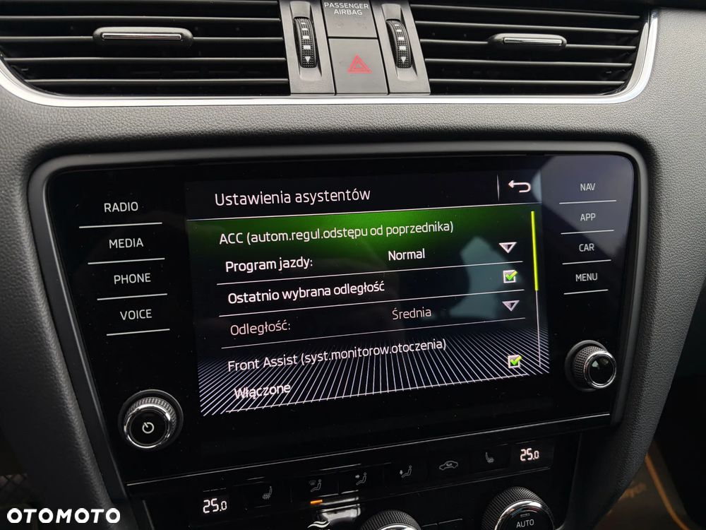 Skoda Octavia 2.0 TDI DSG Style - 28