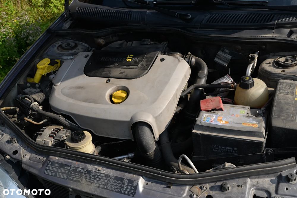 Renault Megane 1.9 dTi Authentique - 7