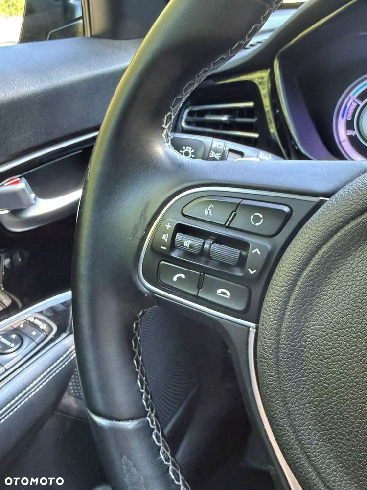 Kia Niro 1.6 GDI Hybrid M - 38